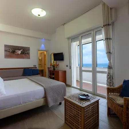 Elios Hotel